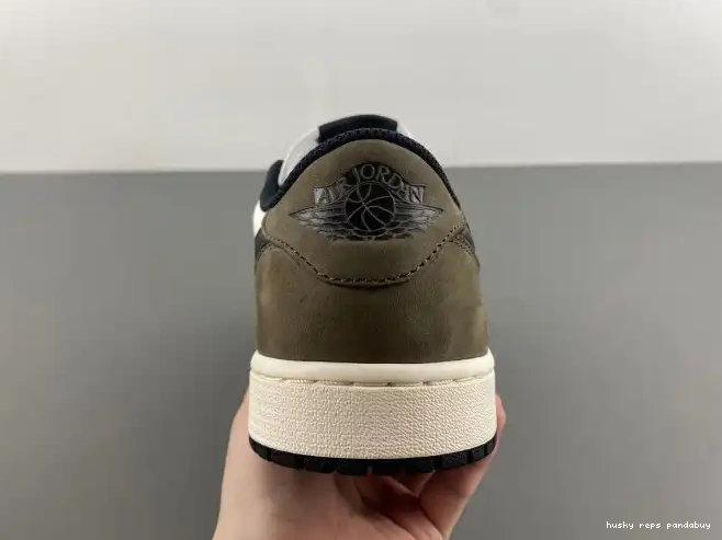 Cheap Husky Jordan Low OG 1 CZ0790-102 Air Mocha 0604
